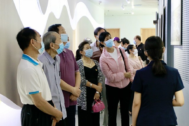 省体育局组织离退休干部参观黄河博物馆 省体育局组织离退休干部参观黄河博物馆