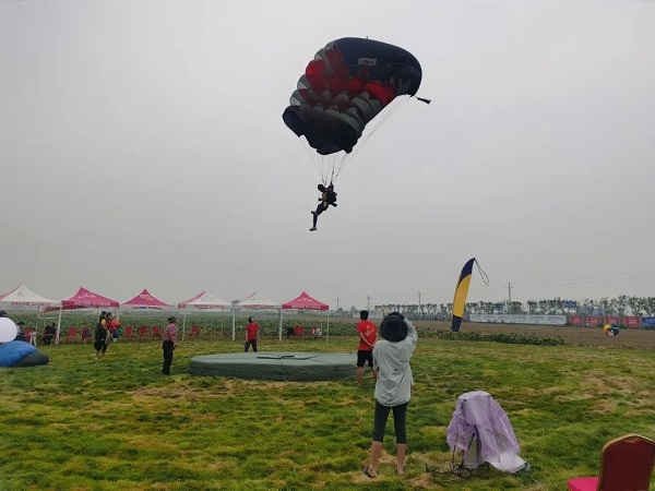 纵身一跃,蓝天之上书写传奇 2020年国家跳伞精英邀请赛 河南跳伞队夺得6金6银4铜