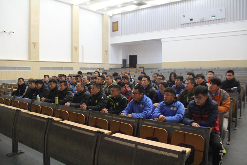 .6年D级教练员培训班在秦皇岛基地 中国足校 