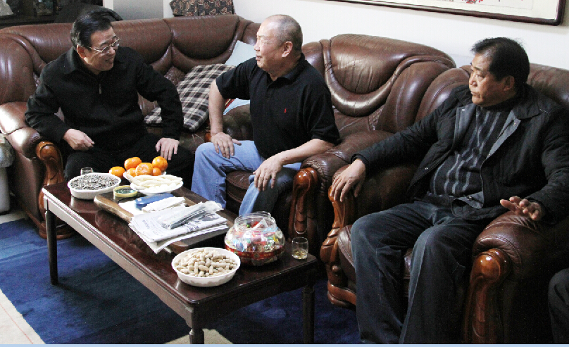 河北省体育局领导春节前看望老同志