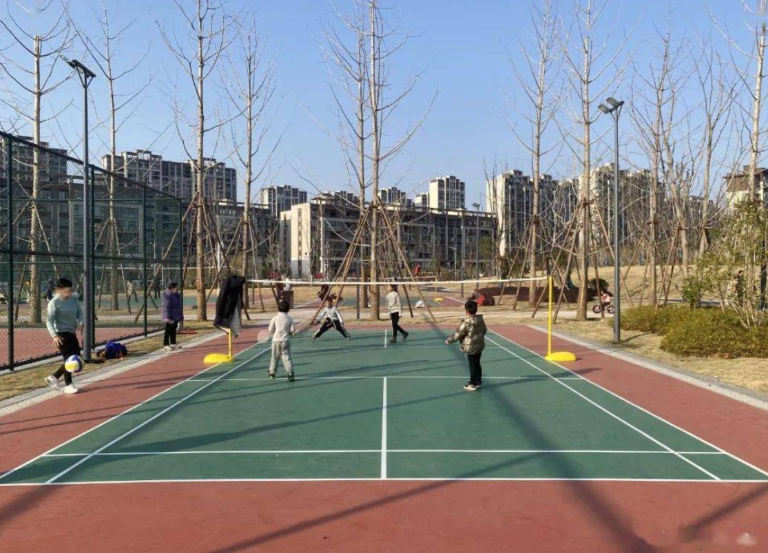 2025江西省城市足球联赛-赛程/比分/球队阵容全掌握-本地足球热血来袭！“赠人玫瑰手留余香”江西省U18女子队走进瑞昌五小集训与指导