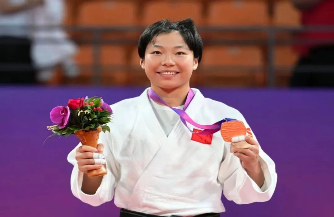 湖北省重竞技中心柔道运动员冯莹莹荣获省直机关最美巾帼奋斗者称号
