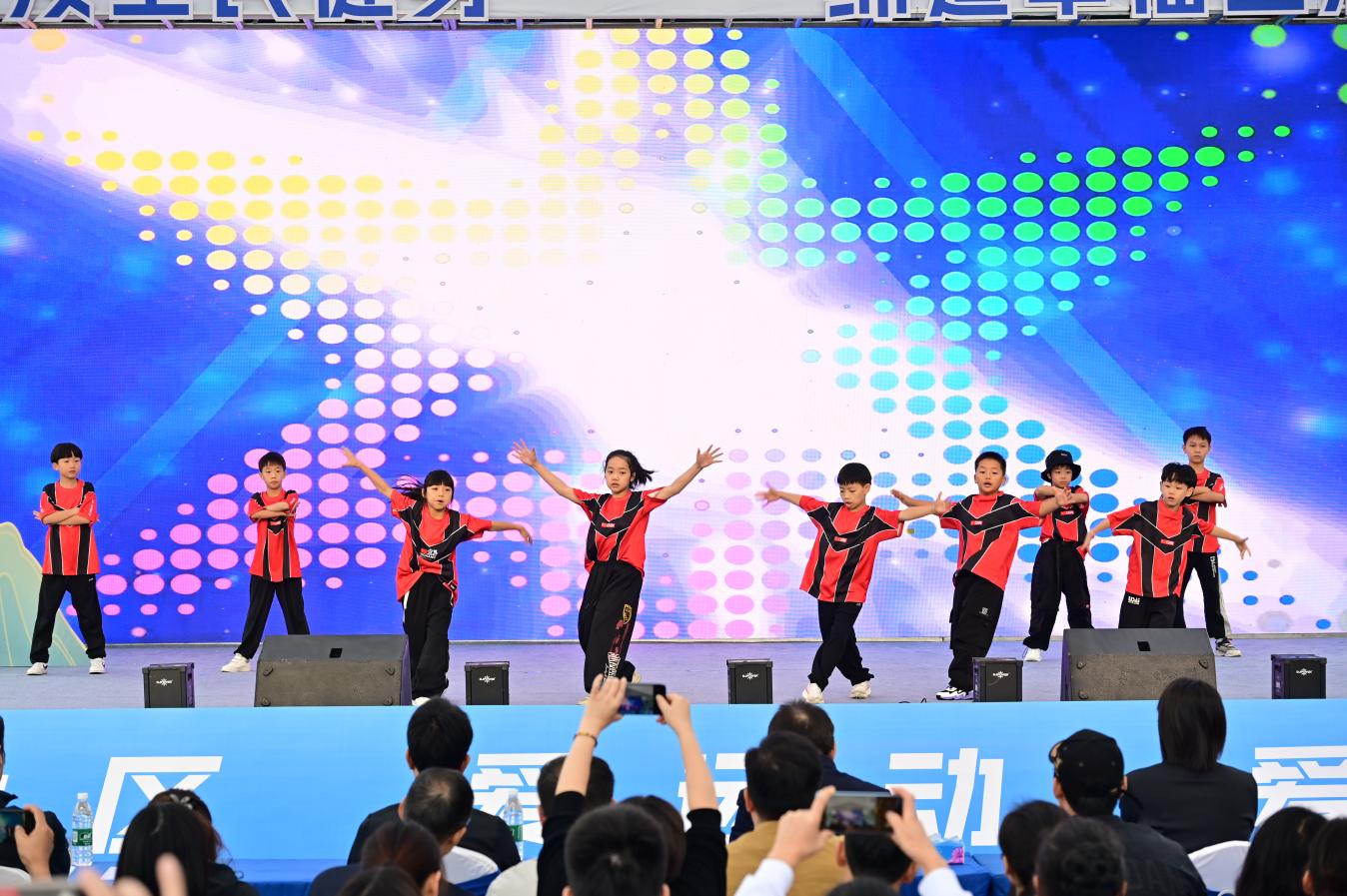 宜昌夷陵广场社区运动会_2025全民健身主题示范活动在随州市曾都区社会福利院成功举办_2025湖北宜荆荆都市圈社区运动会