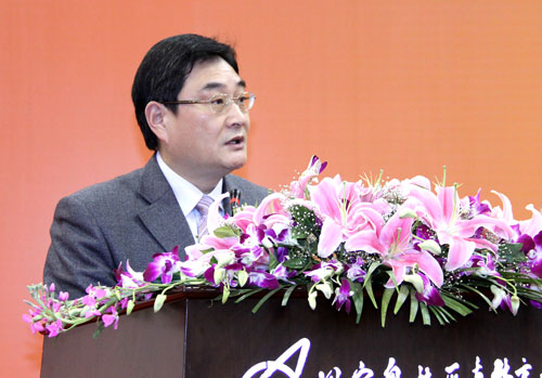 杭州陈经纶体校_杭州体校陈经纶学费_杭州体校陈经纶田径