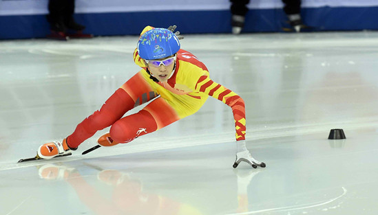 十三冬短道速滑女子500米决赛范可新夺冠